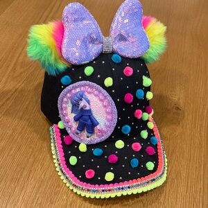 Colorful Ennui Cap with Bow and Pom Poms